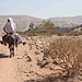 der Beduine reitet wieder (immerhin haben wir unsere Rucksäcke "abgegeben")
