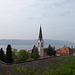 Blick zur Kirche und auf den Überlinger See