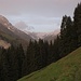 Der dunkle Klotz des Großen Rettensteins ist das Wahrzeichen der heutigen Bergtour.