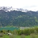 Blick auf den Lago di Poschiavo und den Ort Le Prese