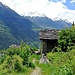 Der Wanderweg hinab nach Giesch, hier hängt an der erste Hütte [http://www.hikr.org/gallery/photo1085500.html?post_id=64408#1 dieses Bild], also brauche ich keins mehr zu machen!!!