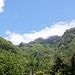 <b>Veduta da Rovio sul versante occidentale del Monte Generoso.<br />È visibile anche la cima sciabile del Monte Generoso: il Sasso Bianco (1645 m)<br /><img src="http://f.hikr.org/files/1014172k.jpg" /><br />Il Sasso Bianco in una foto d'archivio del 26.1.2013. </b>