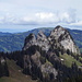 Die kecken Felszähne der Goggeien und Schär sind ein Blickfang auf dem Weg ins Obertoggenburg