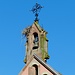 ... mit Glockenturm mit Storchennest: echt begeisternd zeigt sich uns Eguisheim ...