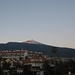 Am Tag vor der geplanten Tour in Puerto de la Cruz. Die ersten Sonnenstrahlen treffen um ca. 7.30 Uhr auf den Pico del Teide