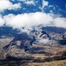 Wolken ziehen über das Miniaturgebirge Roques de Garcia in der Caldera hinweg