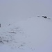 Dängelstöck (2361m): Bei Schneefall und Nebel erreichten wir unseren ersten Gipfel der Tour.