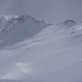 Foto vom Sattel P.2390m zwischen Ratoser Stein und Hochwang:<br /><br />Beste Skihänge im weiten Talkessel Vaneza nördlich vom Gratgipfelchen Dängelstöck (2361m) und der Pyramide des Cunggels (2413m) - und das Ende Mai 2013!