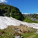 Der Wanderweg im Val Calnegia ist zwei Mal durch Restlawinen-Kegel unterbrochen - hier die Lawine von Orsalietta
