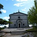 La chiesetta posta sul Monte San Salvatore. 