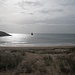 La plage de Broad Haven à marée haute, avec Church Rock au large