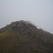 der schmalere und nicht dekorierte Gipfel des Caher (1001 m) - dritthöchster Berg Irlands