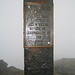 Gedenkinschrift am Gipfelkreuz