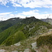 Pizzo Zucchero 1899 m und dahinter die höheren alle im Schnee