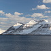 In Kunoy - Blick über den Kalsoyarfjørður zur Nachbarinsel Kalsoy.