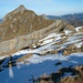 Aussicht vom Siwfass (2180,0m) zum benachbarten Hundstock (2213m). Diesen Gipfel werde ich sicherlich mit Schneeschuhen von Lidernen her im kommenden Winter machen.