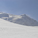 Zum ersten Mal ist das heutige Ziel zu sehen: Piz dal Sasc 2720 m