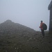 großer Steinhaufen (Cairn) am Gipfel des Slieve Donard