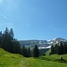 Rosenboden, Chäserrugg und mit Bergstation und rechts davon der Hinderrugg