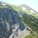 Schau von der Mahdspitze zur Schwarzhanskarspitze. Wir wählten den Direktaufstieg über den Grat im Vordergrund und dann schräg über den Grashang zum Kreuz