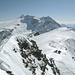 Blick vom Marchhorn zum Basòdino, rechts der S-Gipfel des Marchhorns (P.2952)