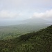 Im Abstieg - zum ersten Mal hatten wir Sicht auf die Insel (Volcán Maderas) und den Nicaraguasee (wir befinden uns hier auf ca. 400m ü.M.)