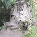 Sandsteinnase auf dem Rossweidliweg unterhalb der Clarida-Hütte, mit nicht so richtig gut zu haltendem Drahseil