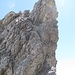 Blick zurück zur Schlüsselstelle - steiler Abstieg - an dem Südgrat der Marchspitze