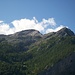 vista su Alpe di Moncodeno, rif. Bogani, e cresta