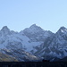 Das Wahrzeichen der Silvretta: Gross Litzner - Gr. Seehorn über der Staumauer des Vermunt-Stausees. Am rechten Bildrand der Klein Litzner, auf den ein schöner Klettersteig führt.
