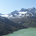 Im Aufstieg Richtung Bieler Spitze: Schöner Ausblick auf den Silvretta-Stausee und die "weisse" Silvretta mit Silvrettahorn und Schneeglocke