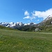 Panorama dal Passo del Lucomagno vero le cime che fanno da confine con la Val Leventina.