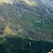 Sotto il Pizzo Bidensc, l' Alpe di Pradaccio 2086mt, si vede il sentiero che sale dal Rifugio Giumela, e prosegue per il passo di Bidensc 2225mt