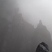 Ein Steinherz im Nebel