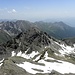 Blick zur Rauhtaljoch,2808m, Blickenspitze,2988m wird kleiner im Vordergrund, Rotspitze, 2939m-links und Gaisjochspitz,2641m-rechts im Hintergrund. 