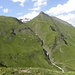 Toller Blick zum Ehrenpolspitze,2774m, mit Wilde Kreuzspitze,3132m dahinter(ein bischen links im Hintergrund).