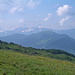 Brienzer Rothorn und Berner Alpen im Dunst