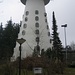 SWR-Sendeturm des Sender Donnersberg mit futuristischem Unterbau