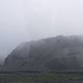 Der Tafelberg Hjörleifshöfði (221m) steht 15km östlich von Vík einsam direkt an der Atlantikküste. Der Berg ist ein Überrest eines früheren Vulkans.