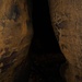 Kaminartiger Spalt in der Götzingerhöhle