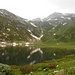 Il lago di Piamboglio. Sull'altro versante, il costone da risalire per arrivare alla base dell'Albrun Pass.