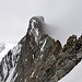 Dopo aver salito la scala del cielo ci aspetta la cresta che collega il Pizzo Bianco al Pizzo Bernina
