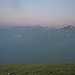 Blick zu Gilfert und Rastkogel: die Tuxer Alpen sind noch dunkel.