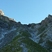 Im Aufstieg zur Fora da l'Aua, ab der Alp Sesvenna als Alpine Route - weiss blau weiss markiert.