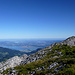 Schiberg-Gipfel die die Seen an einem glasklaren Morgen