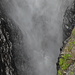 Gorsajuvet - ... ein "Stückchen Schlucht" mit einem "Stückchen Wasserfall" ...<br />
