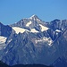 Foto vom zweiten Besteigungsversuch am 2./3.8.2013:<br /><br />Aussicht im Zoom aufs Nesthorn (3821m) und das spitzige Gredetschhorli (3646m).