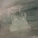 Ehemalige Eisskulptur II, wohl ein Bergkristall