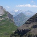 Zwischen Chaiserstock und Fulen sieht man Wasserberg und Glärnisch