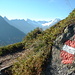 Impressionen des weiteren Aufstiegs: Blick Richtung Floitenkees, hinten rechts der Mörchner (3285m), links daneben Großer Löffler (3379m), dann Gigalitz (3001m) und im Profil der lange Südwestgrat des Tristner, über den der Anstieg dort führt.